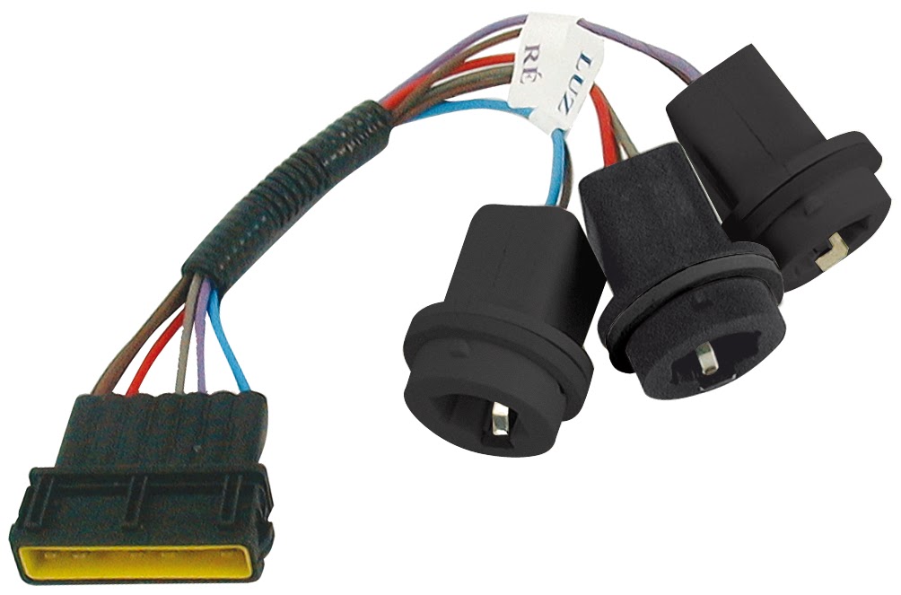 CONJUNTO SOQUETE  LANTERNA  TRASEIRA COURIER (EMB 01 PC) - DP3035  
